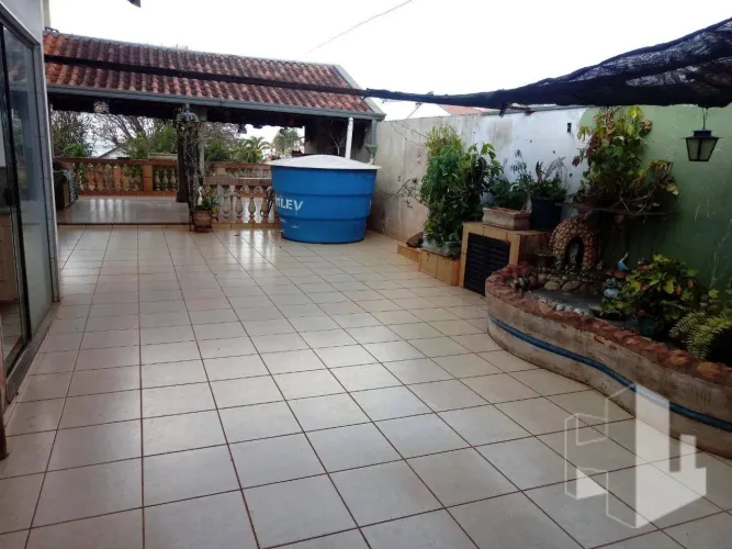 Casa com 3 dormitórios à venda, 189 m² por R$ 500.000,00 - Vila Nova - Jaú/SP