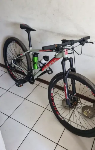 Vendo minha bike top. SENSE ARO 29