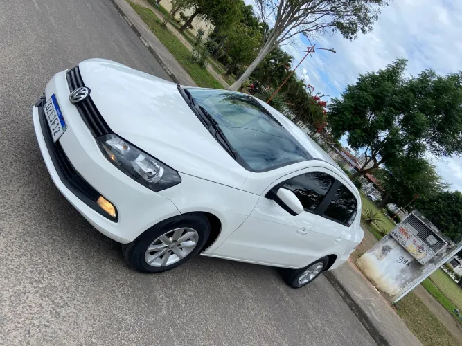 Volkswagen Voyage 1.0/1.0 City MI Total Flex 8V 4P 2015