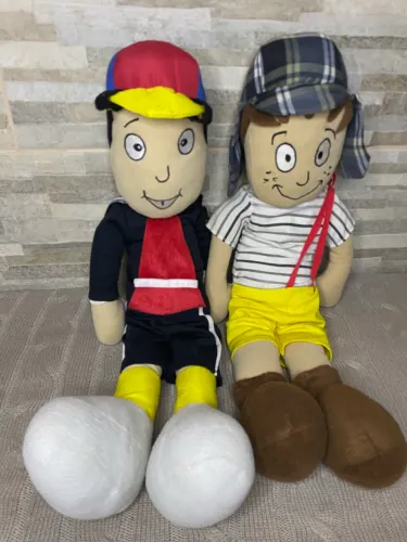 Boneco Chaves e  kiko/ da turma do chaves 