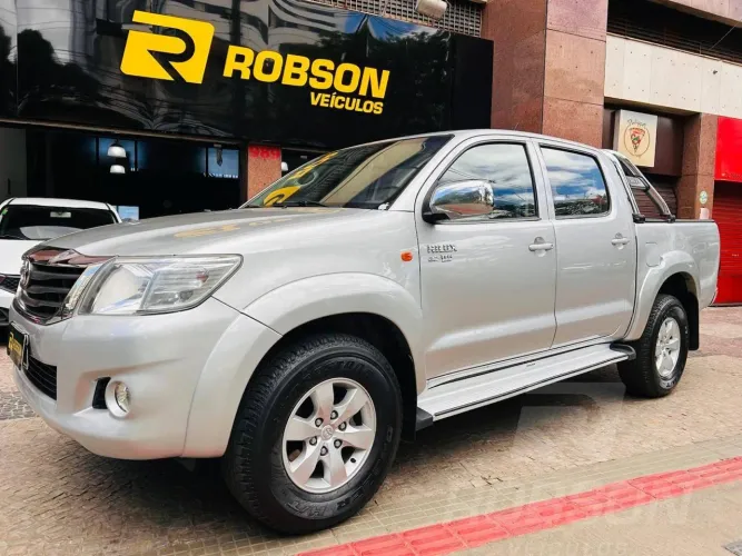 Toyota Hilux CD SR 4X2 2.7 16v/2.7 Flex Aut. 2013