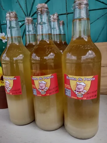 Banha de porco bem novinha 
