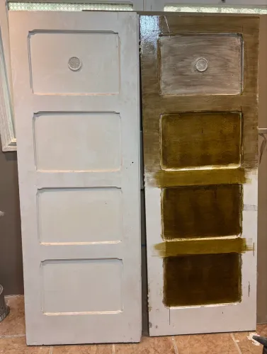 Vendo 2 portas para armário