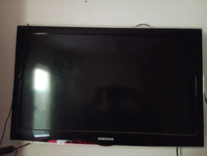 Tv Samsung LCD 32 polegadas