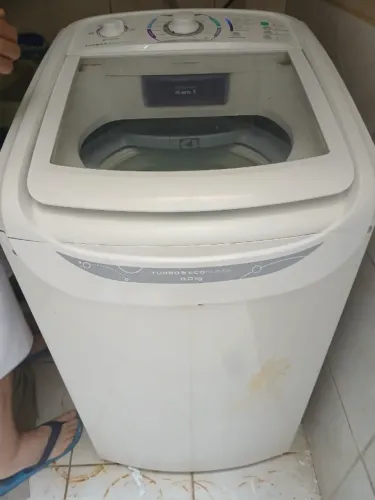 Máquina de lavar roupas 8k