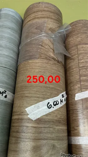 Piso vinílico NOVO