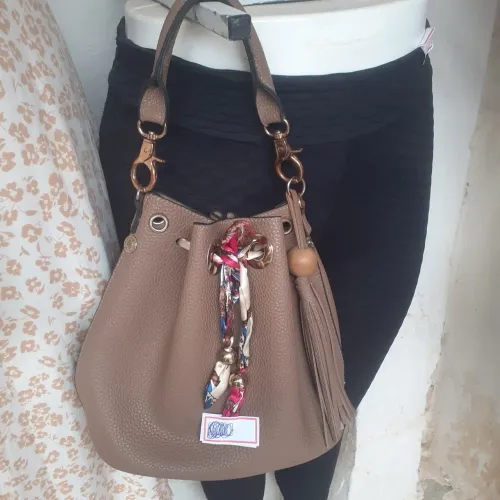 Vendo bolsa de mão