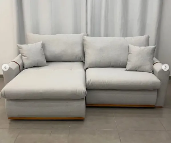 Sofá cama bege 1,80m 3 lugares