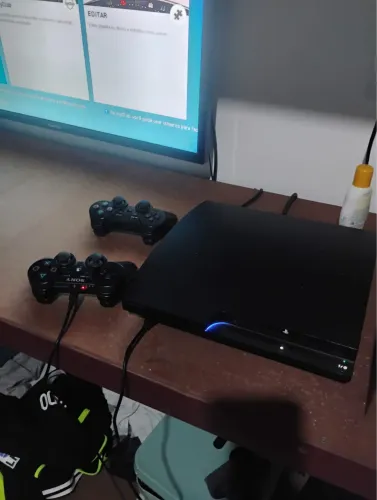 Play station 3 +TV 32 polegadas 