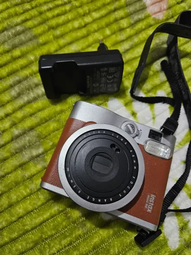 Câmera fujifilm instax mini 90 Neo Classic