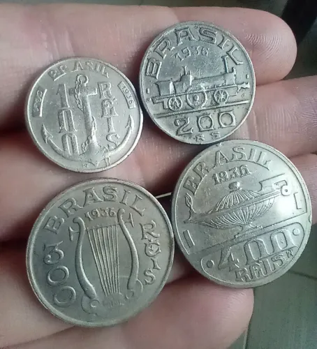 Moedas antigas