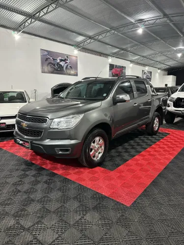 Chevrolet S10 Pick-up LT 2.8 TDI 4X4 CD Diesel AUT 2013
