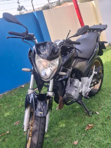 Vendo ou troco por outra moto