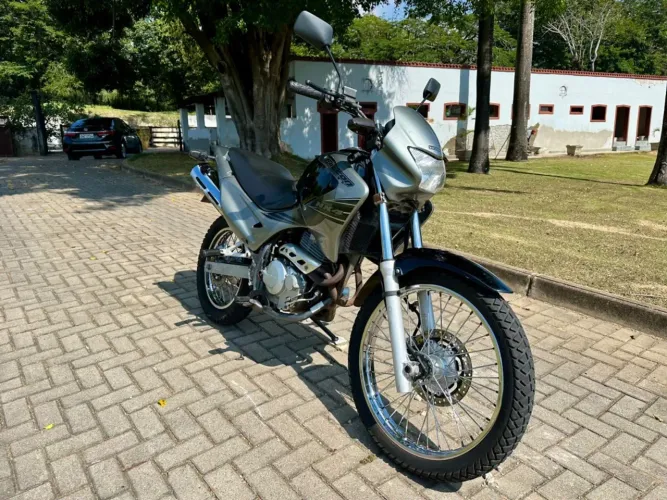 Honda Nx-4 falcon 400 2007