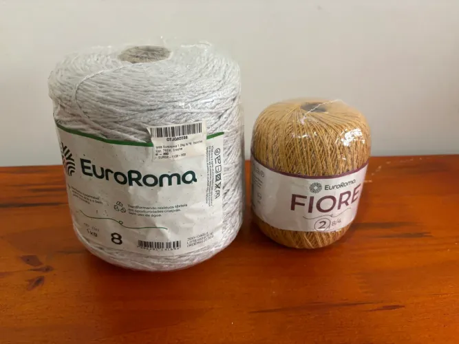 Linhas Fiore para tricô e crochê 500 e 750 metros