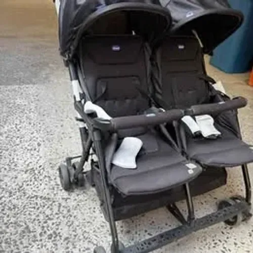 Carrinho de Bebê Gêmeos Chicco Ohlalà Twin Preto