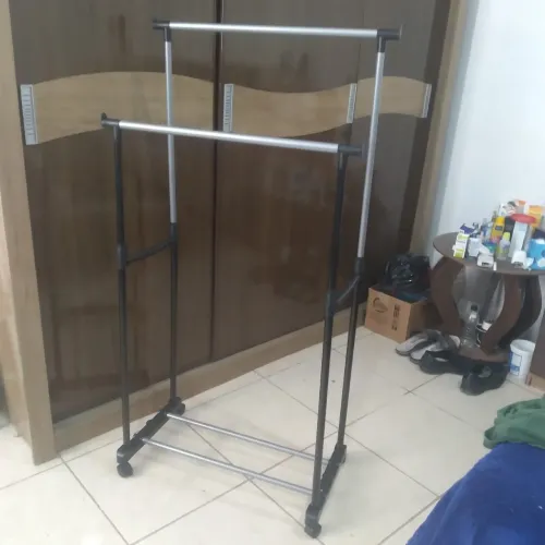 Arará de roupa dupla 