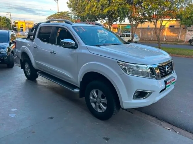 Nissan Frontier LE CD 4X4 2.5 TB Diesel Aut. 2017