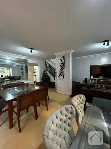 Sobrado com 3 dormitórios para alugar, 164 m² por R$ 4.450,00/mês - Vila Morse - São Paulo