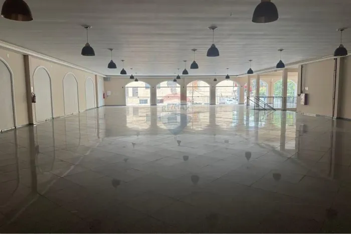 Salão Comercial Moderno no centro de itapira sp