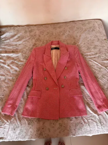 Blazer rosa Zara