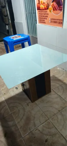 Mesa com cadeiras 
