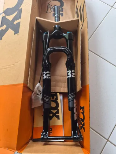 Suspensão Fox Performance Elite 32