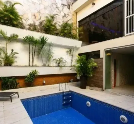 Sobrado frontal, 3 dormitórios, 2 suítes, 8 vagas, piscina, Vila Formosa
