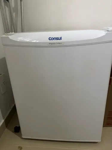 Frigobar cônsul - Semi novo (muito bem conservado)