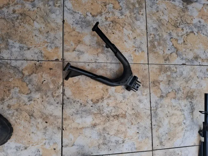 Cavalete para Titan-150