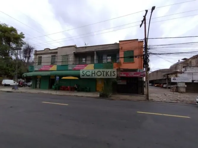IMOBILIÁRIA SCHOTKIS ALUGA APARTAMENTO DE 02 DORMITÓRIOS NA PÁTRIA PRÓXIMO A FARRAPOS, 1º 
