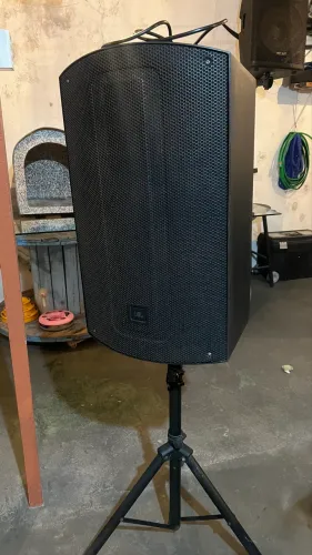 JBL MAX 15 - Caixa de Som Ativa 15? + Tripé