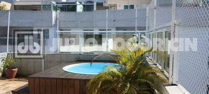 Freguesia cobertura duplex 3quartos 2suítes churrasqueira piscina. Com infra. Localização