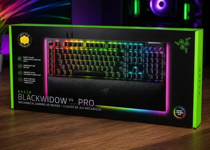Teclado Razer Blackwidow V4 Pro RZ03-04680200-R3U1 RGB Switch Green USB