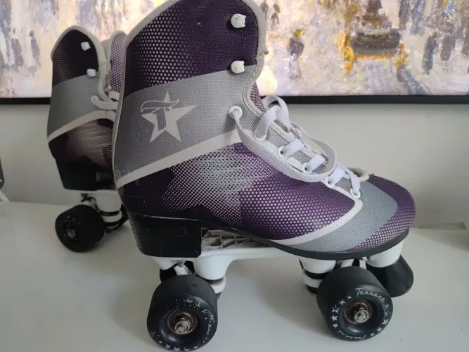 Patins Quad Retrô Traxart 38 + Capacete Novo Nunca Usado