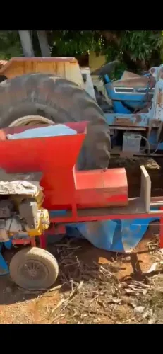 Máquina de ensacar silagem