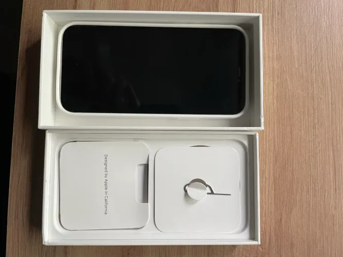 Iphone 12 128g com defeito