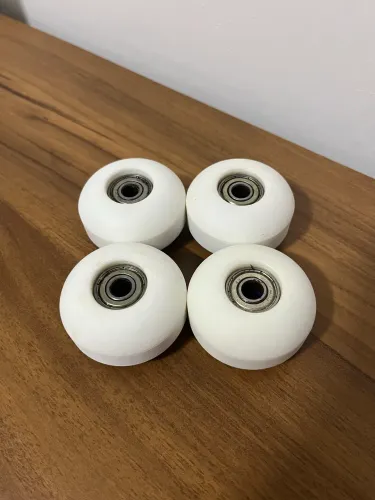 Rodinha de Skate Kronik Branca + Rolamentos Abec