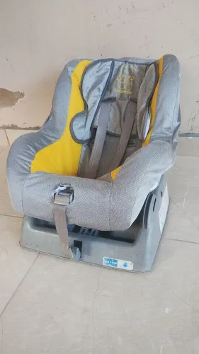 Cadeirinha infantil 