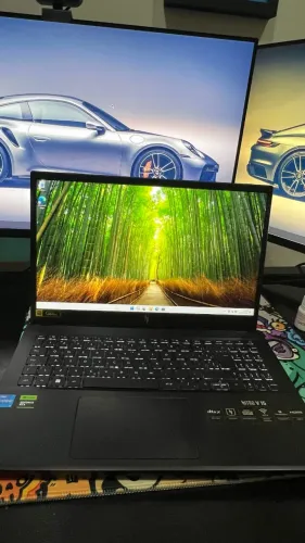 Notebook Gamer Nitro V15 8GB RAM i5 13420H + RTX 3050 (IMPECÁVEL)