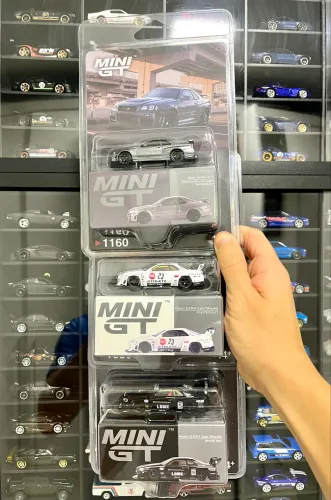 Mini GT - Nissan Skyline R34