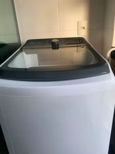 Vendo máquina de lavar Eletrolux 14kg