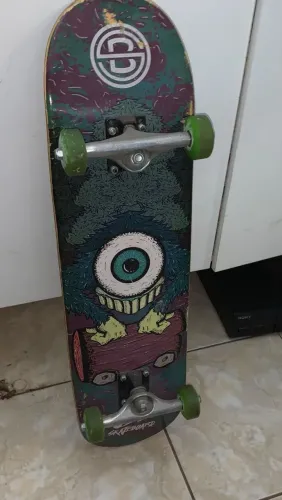 Skate Completo Usado - Ótimo para Iniciantes