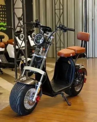 X-Buddy, uma scooter elétrica autopropelida de alto desempenho que não exige CNH