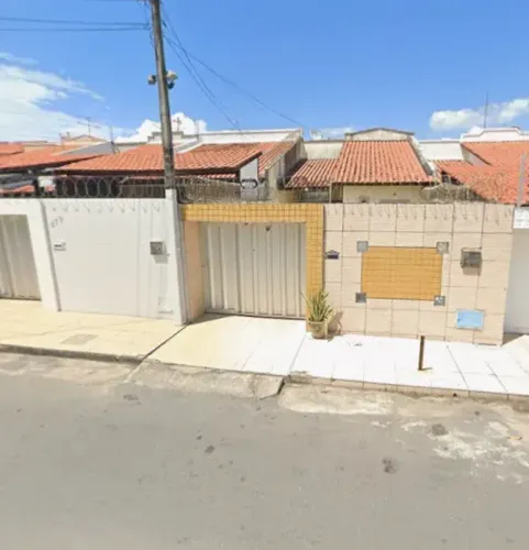 01 - Ampla casa plana em messejana