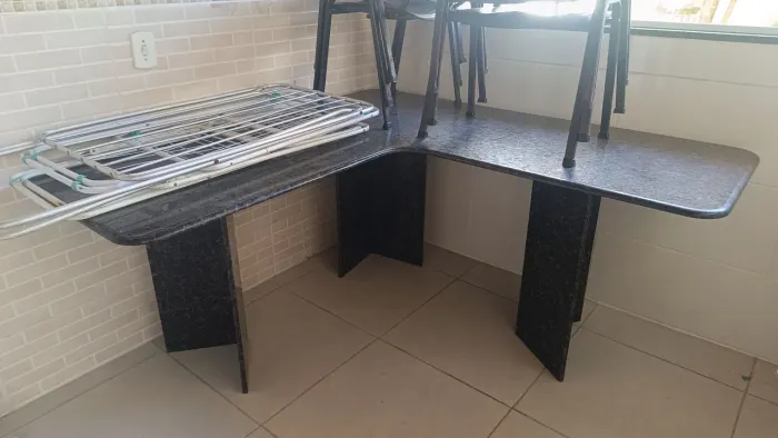 Mesa granito