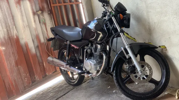 Cg titan só pegar e rodar toda em dia