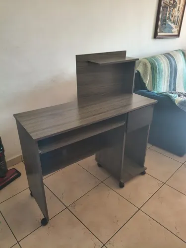 Escrivaninha de estudo