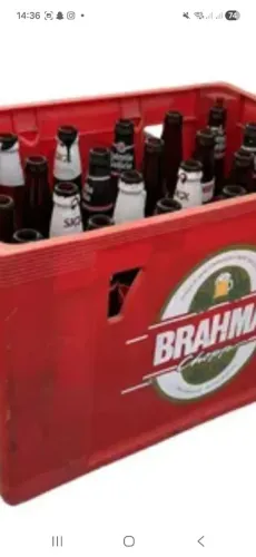 Vendo caixa de cerveja e refrigerante