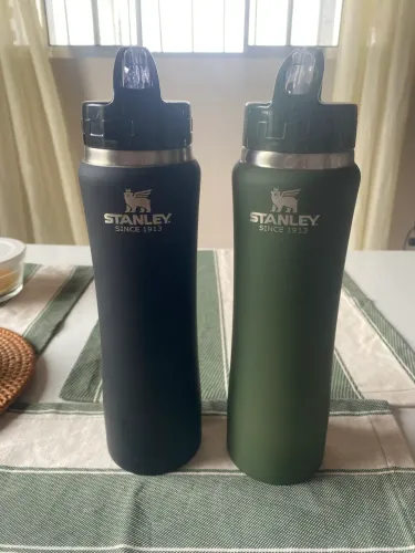 Vendo garrafas Stanley